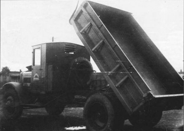 ЯГ-3, ЯГ-4 и ЯС-1. Эволюция линейки ярославских грузовиков