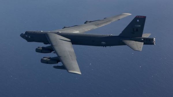 Чем опасен B-52H и как с ним бороться