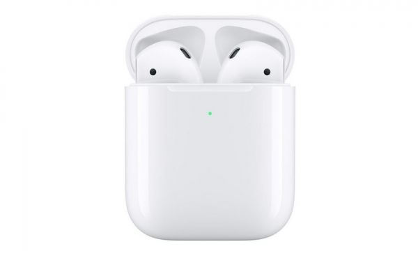 <br />
						Новые наушники Apple AirPods с беспроводной зарядкой и слушающей Siri оценили в $200<br />
					