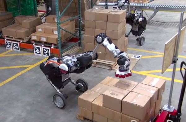 <br />
						Видео дня: робот-птица Boston Dynamics с присоской вместо клюва подрабатывает грузчиком<br />
					