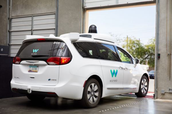 Waymo открывает в Аризоне сервисный центр для робо-такси