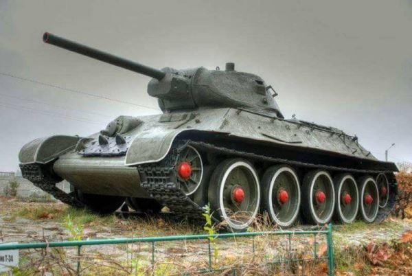 Почему Т-34 проиграл PzKpfw III, но выиграл у "Тигров" и "Пантер"