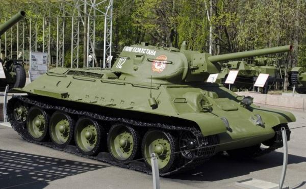 Почему Т-34 проиграл PzKpfw III, но выиграл у "Тигров" и "Пантер". Часть 2