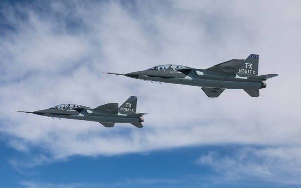 Учебно-тренировочный самолёт Boeing / Saab T-X (США)